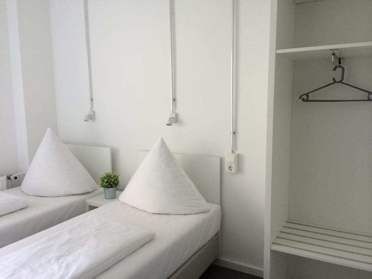 Apartment&Rooms Near Brandenburg Gate เบอร์ลิน ภายนอก รูปภาพ
