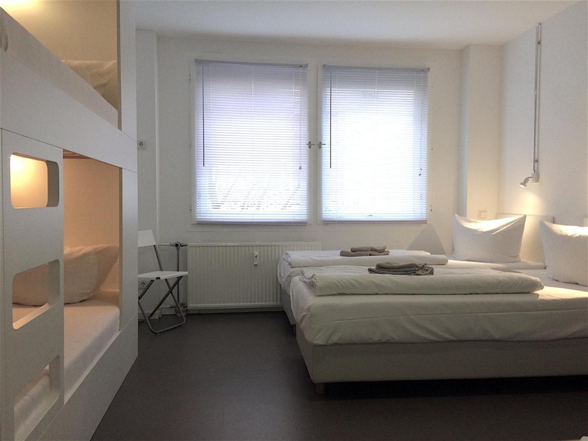 Apartment&Rooms Near Brandenburg Gate เบอร์ลิน ภายนอก รูปภาพ